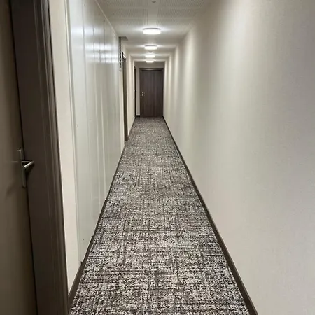 Appartement Le Royaume De Fabrice à Suresnes Extérieur photo
